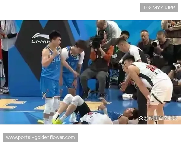 徐杰脚踝扭伤确认缺席数周，广东后场轮换吃紧